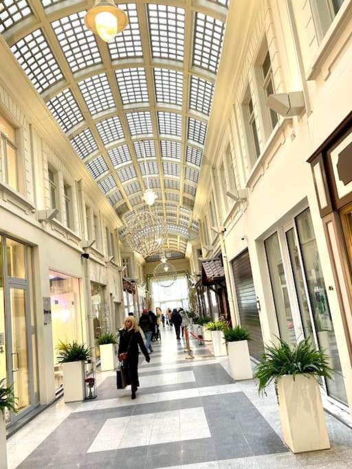 Ostend Chic, Luxe Loftstijl In Oostende エクステリア 写真