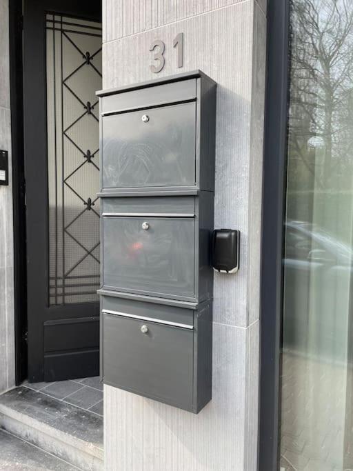 Ostend Chic, Luxe Loftstijl In Oostende エクステリア 写真