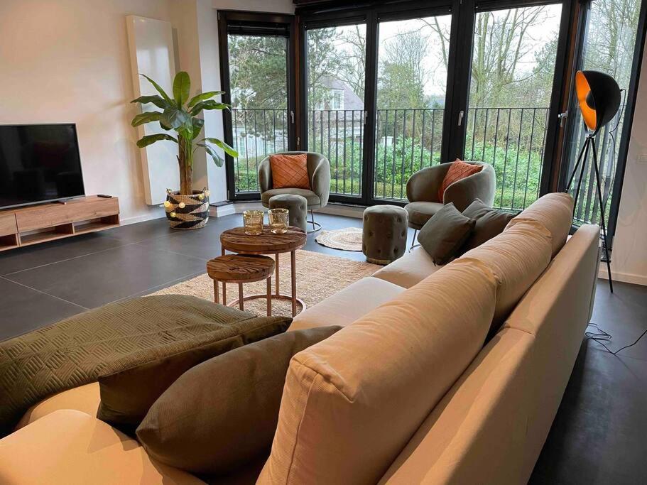 Ostend Chic, Luxe Loftstijl In Oostende エクステリア 写真