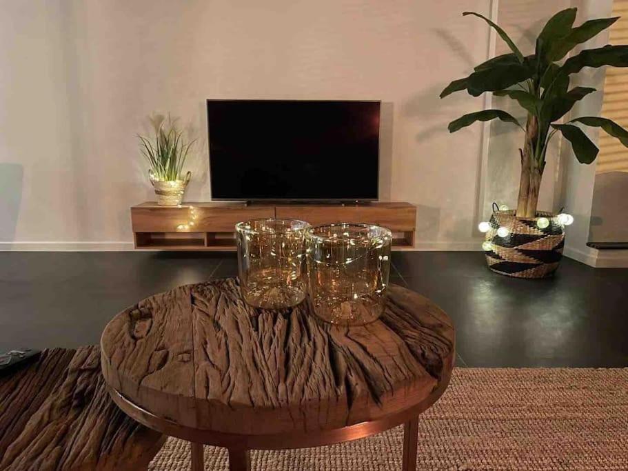 Ostend Chic, Luxe Loftstijl In Oostende エクステリア 写真