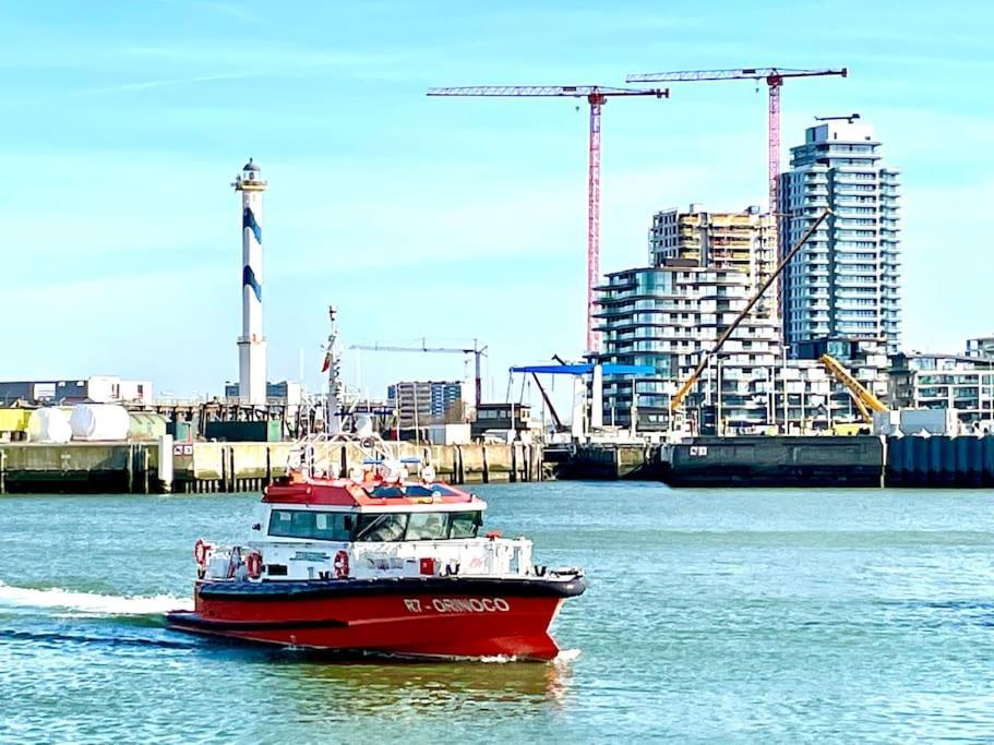Ostend Chic, Luxe Loftstijl In Oostende エクステリア 写真